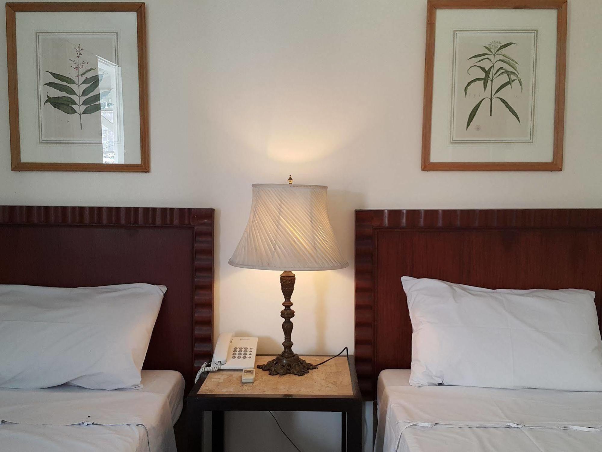 Charming La Casita Mercedes, 5Br And 5Tb For Family And Friends Staycation Makati City Exterior foto